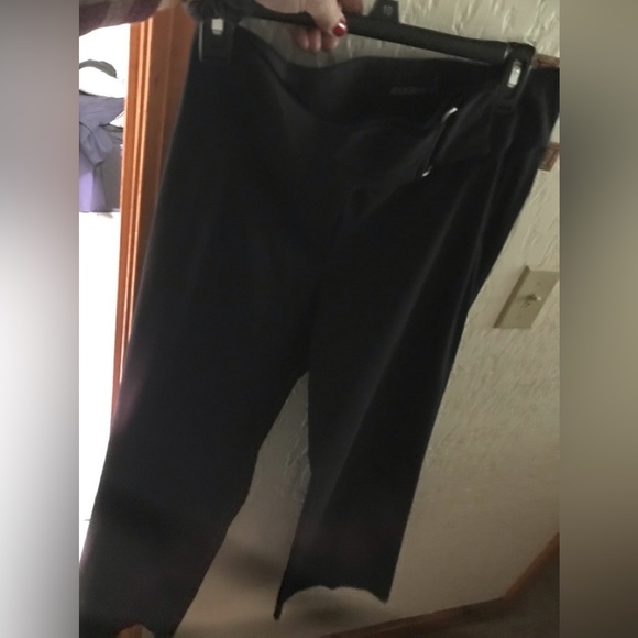 Equestrian Designs size 10 black dress pants w/ self belt , great fitting pants - Picture 7 of 12